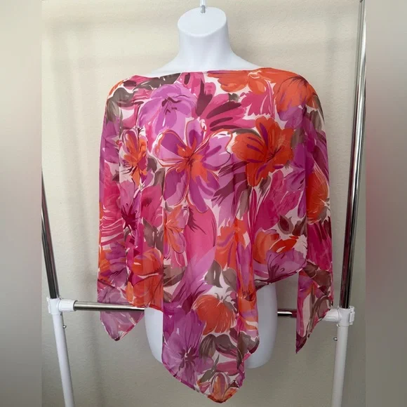 Plus Size Avenue Vibrant Sheer Floral Women's Poncho Style Overpiece - Picture 1 of 3
